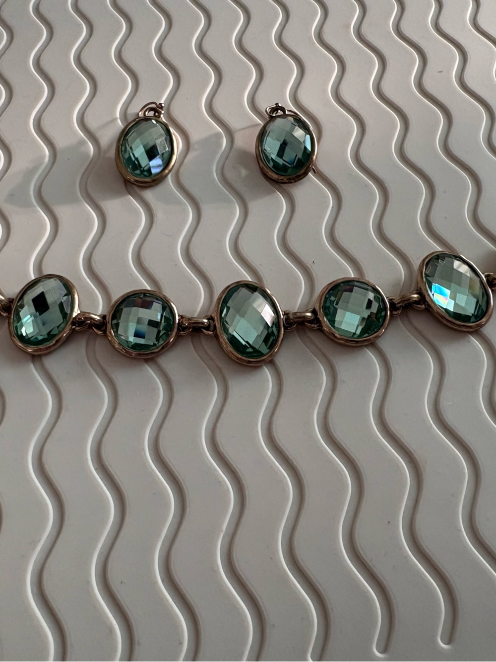 Silver Bracelet and Earrings Set with Aquamarine Faceted Stones